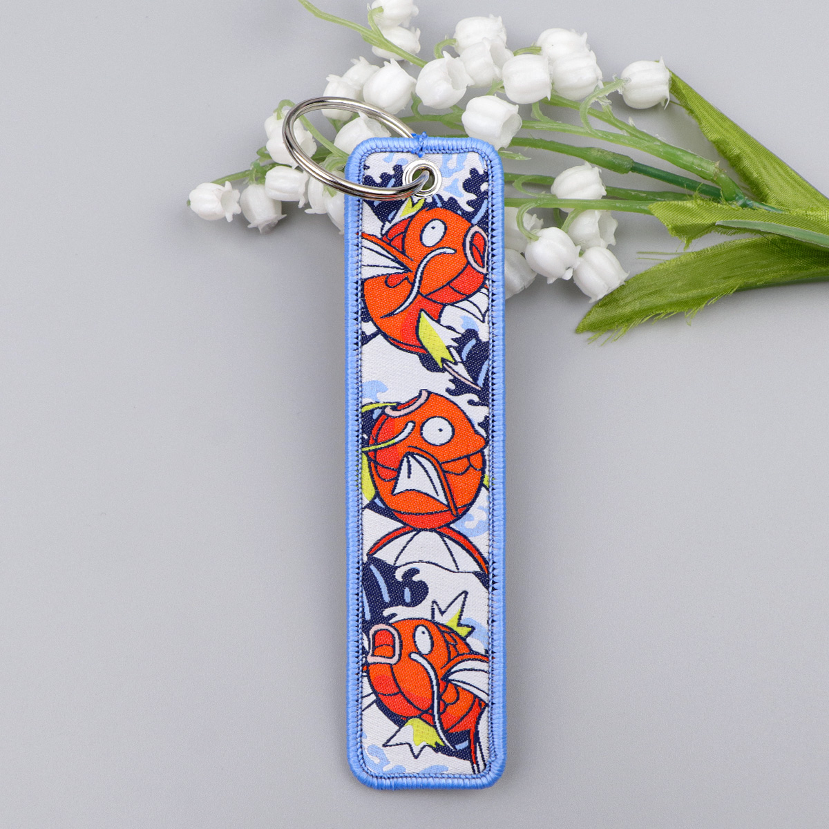 1pcs Japanese Cartoon Print Em - Embroidery Keychain recension och pris