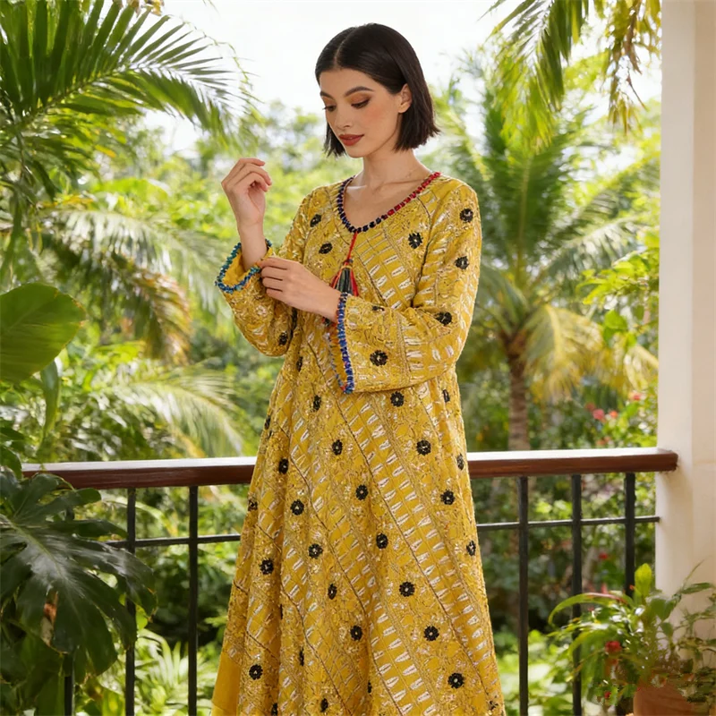 Muslim Woman Dresses Eid Embro - Embroidery Arabic recension och pris
