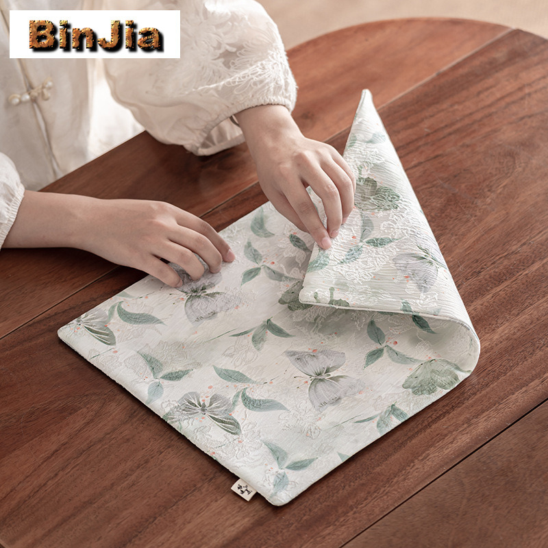 Brocade Embroidery Shadow Butt - Embroidery Service recension och pris