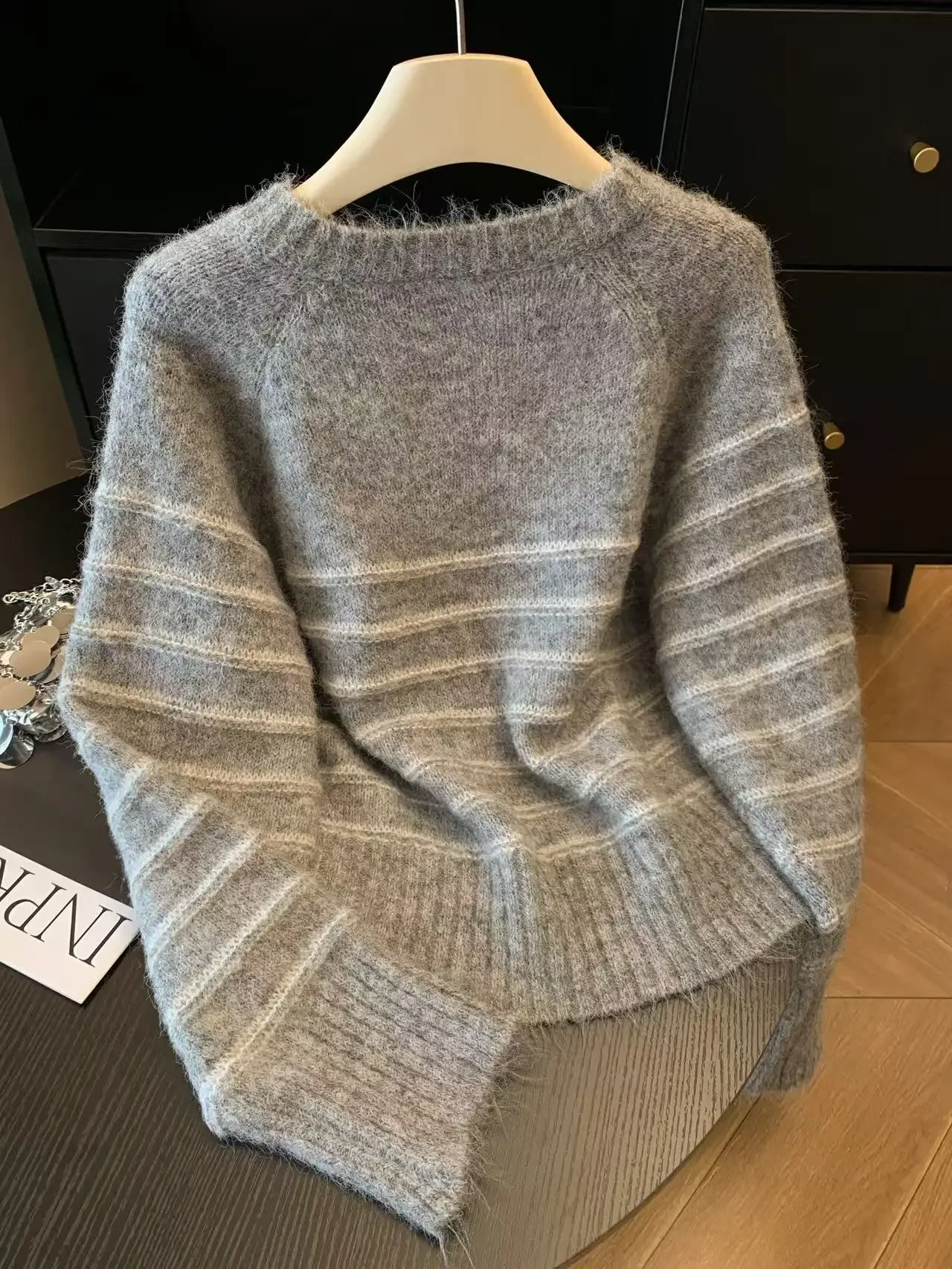 Autumn Winter Women's Striped  - Embroidery Origin recension och pris