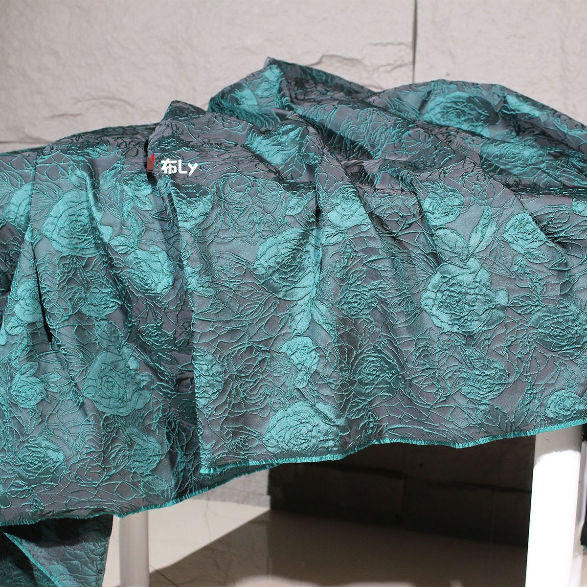 Green Plum Embroidery Texture  - Embroidery Texture recension och pris