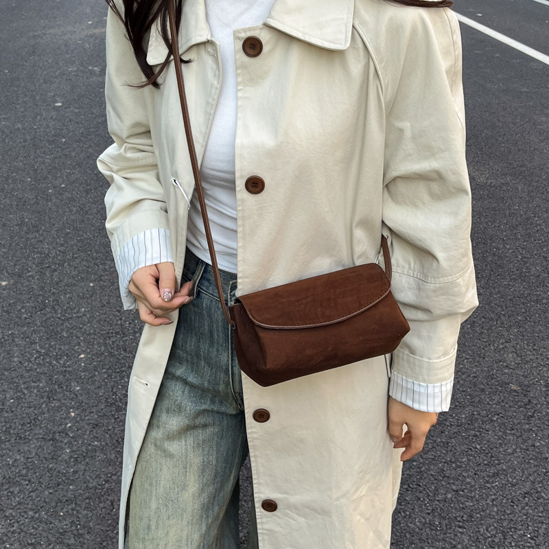 New Winter Crossbody Bag Women - Embroidery Texture recension och pris