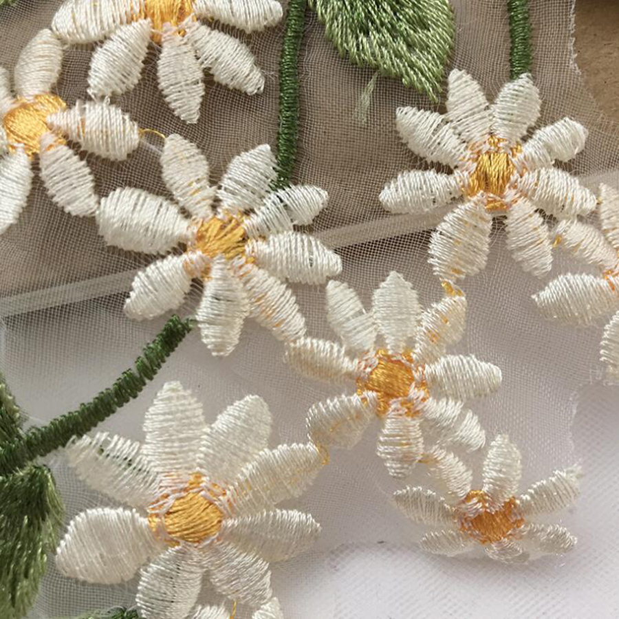 1Pairs Green Leaf Daisy Flower - Embroidery Daisy Flower recension och pris