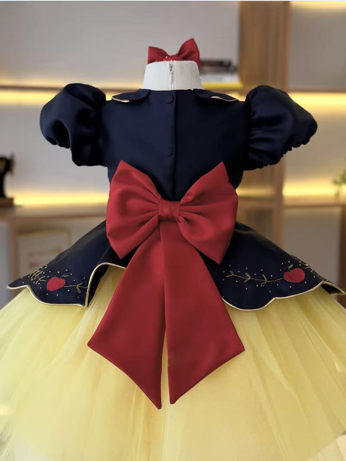 Summer Baby Girl Crown Apple E - Embroidery Yellow recension och pris