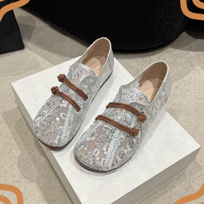 Retro Womens Shoes Exquisite A - Embroidery Design recension och pris