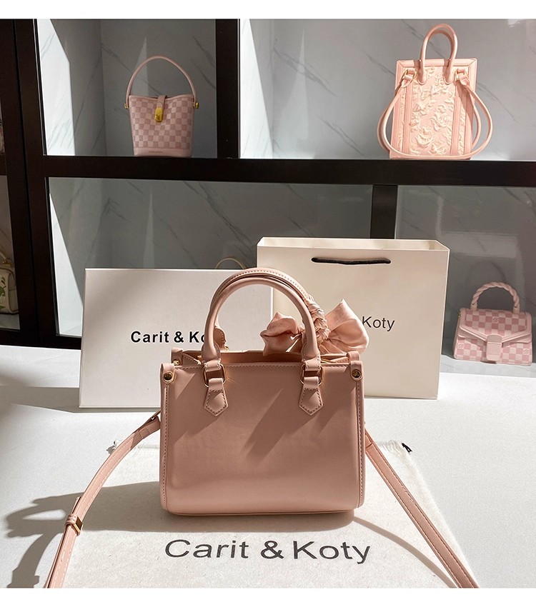 Luxury Embroidery Casual Tote  - Embroidery Texture recension och pris