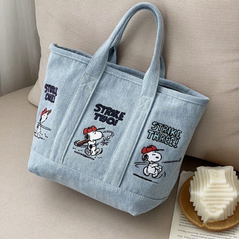 New Snoopy Comic Denim Tote, L - Embroidery Service recension och pris